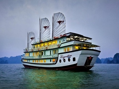 Halong Bay | Deluxe Cruises